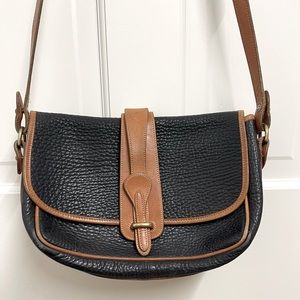 Vintage Dooney & Bourke Navy & Tan Medium SabbleBag Crossbody VGUC